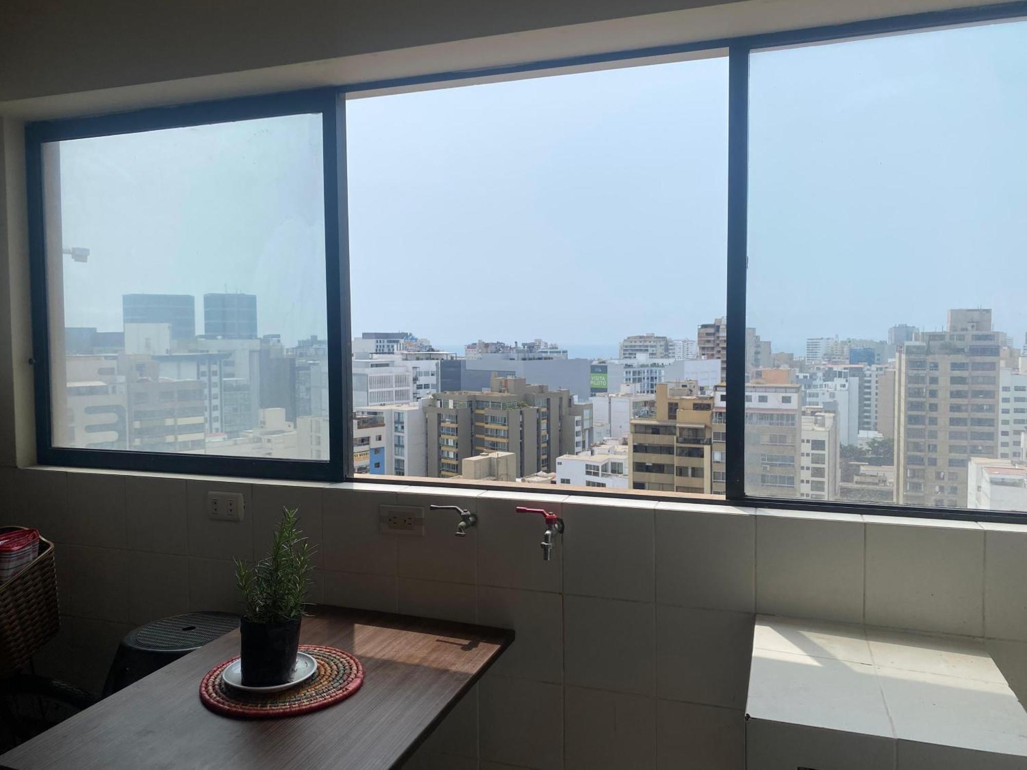 Habitacion Privada En Miraflores,.